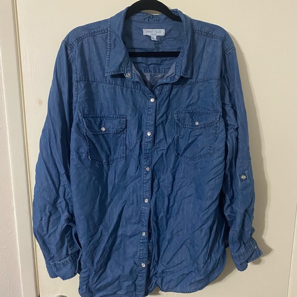Versatile denim shirt! - Picture 1 of 1